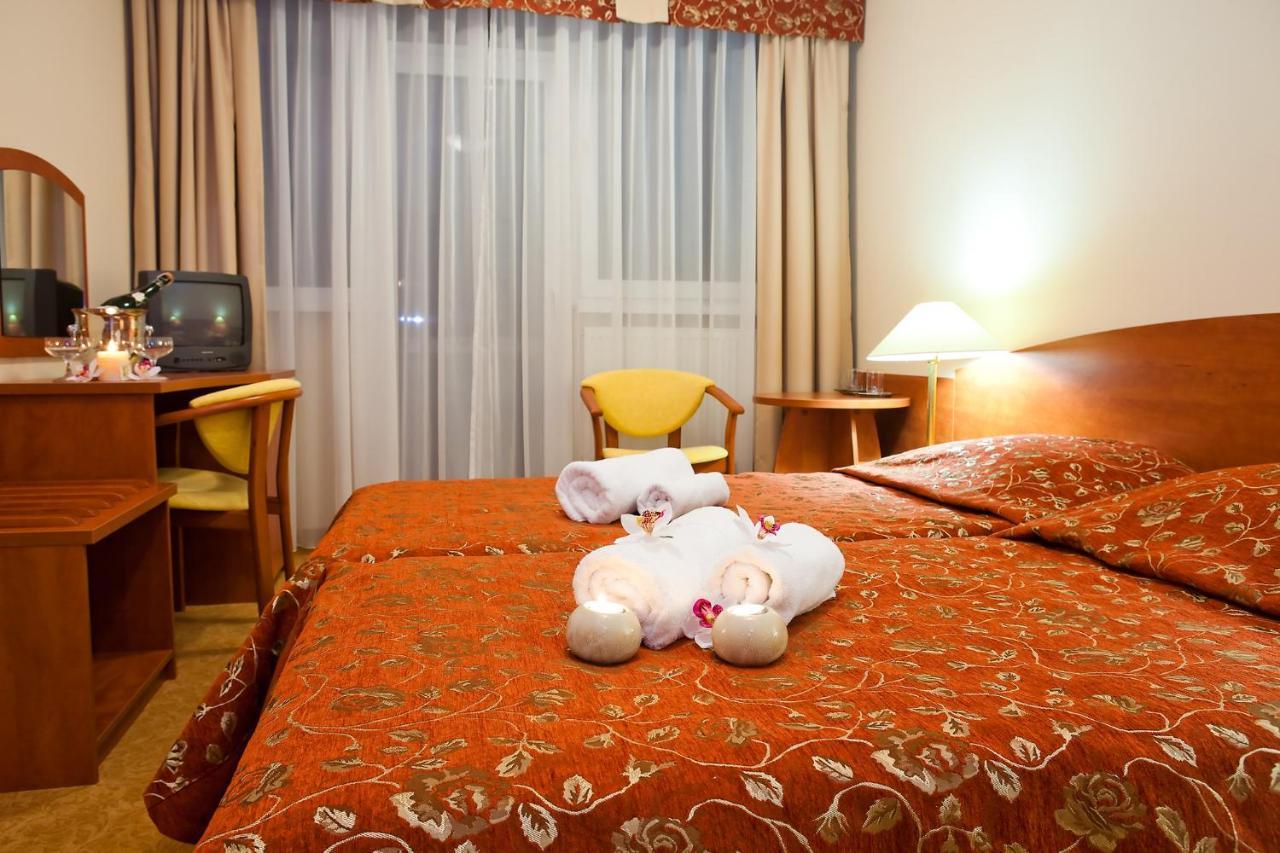 Jantar Medical Spa Dziwnówek Buitenkant foto